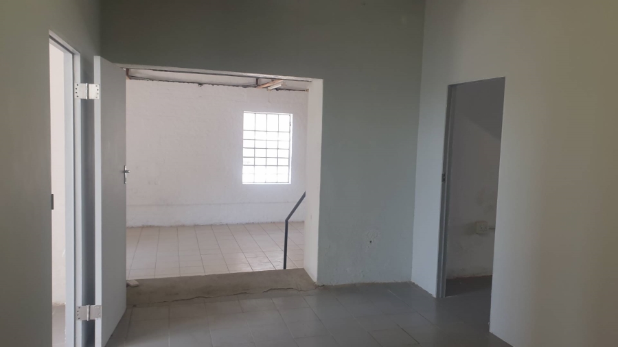 To Let Commercial Property for Rent in Salt River Western Cape
